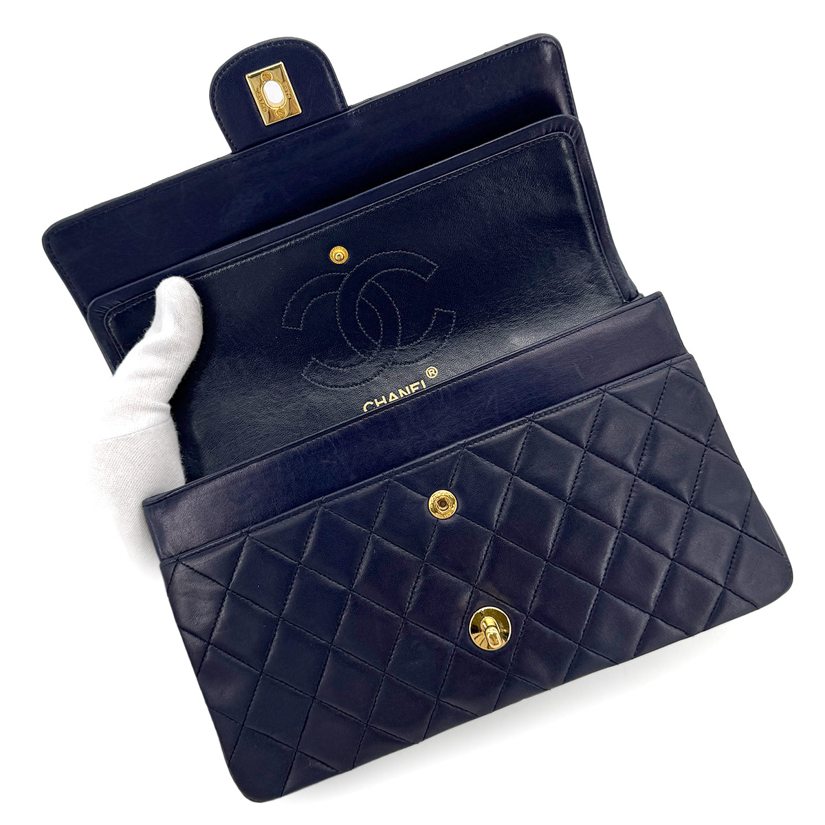 CHANEL VINTAGE MATELASSE CHAIN SHOULDER BAG NAVY LAMB SKIN 90267448