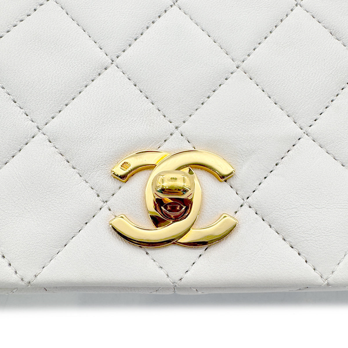 CHANEL VINTAGE FULL FLAP CHAIN SHOULDER BAG WHITE LAMB SKIN 90267470