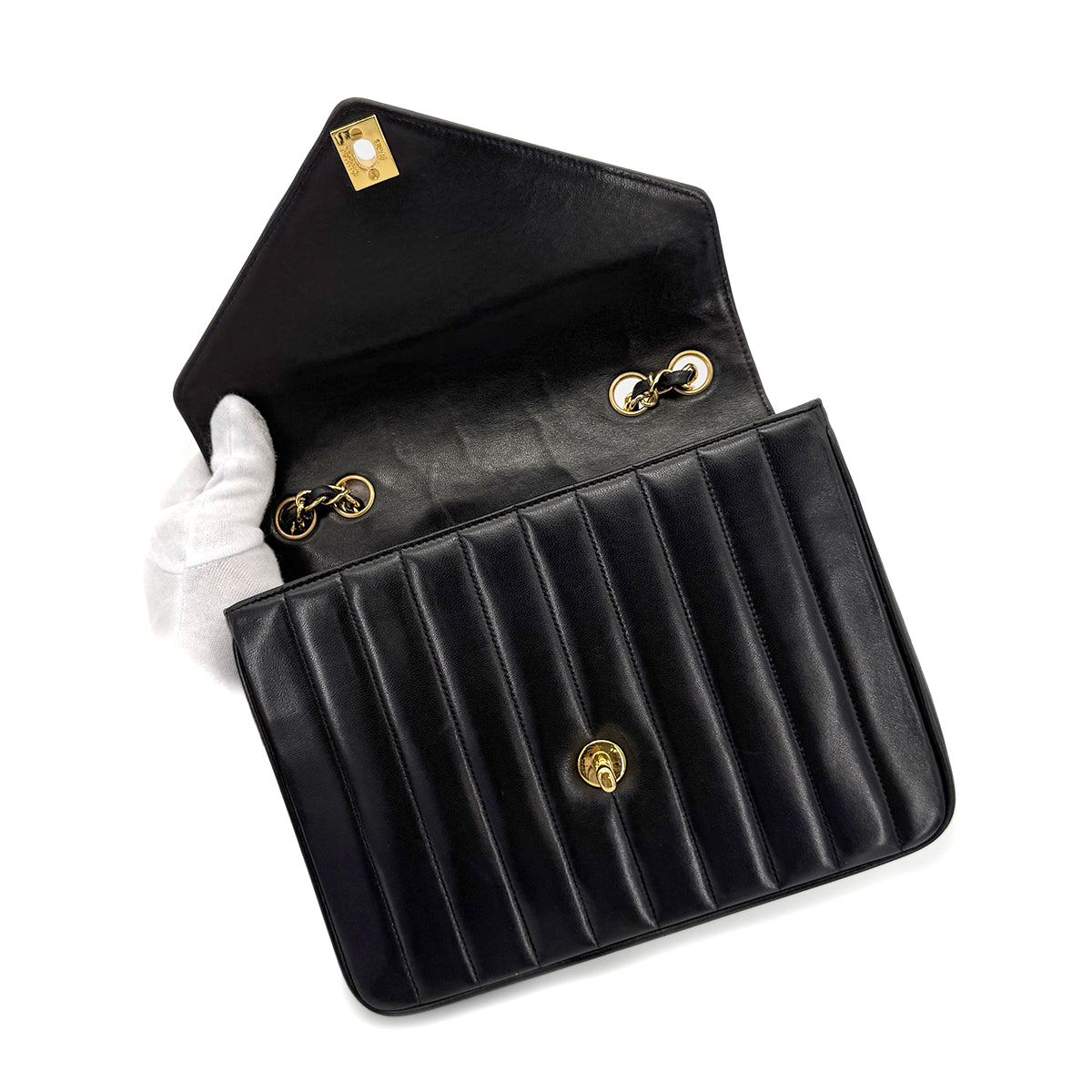 CHANEL VINTAGE V STITCH BLACK CHAIN SHOULDER BAG LAMB SKIN 90267778