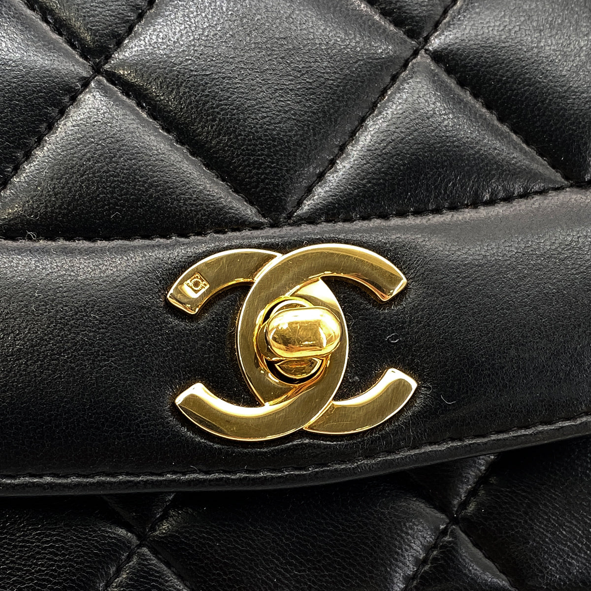 CHANEL VINTAGE DIANA MEDIUM CHAIN SHOULDER BAG BLACK LAMB SKIN 90268069