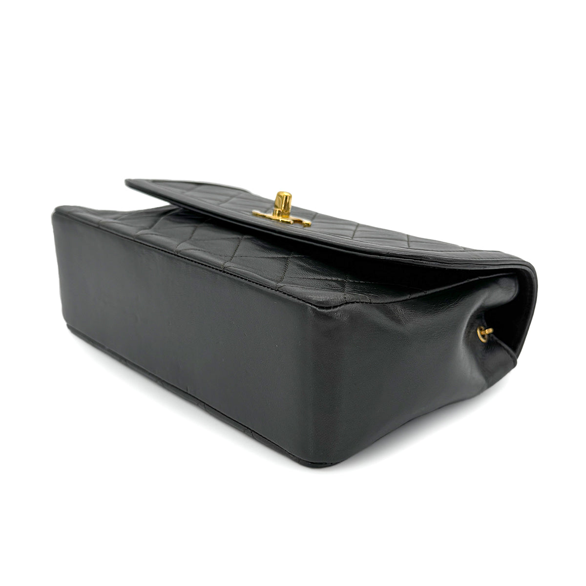 CHANEL VINTAGE MATELASSE CHAIN SHOULDER BAG KAHKI LAMB SKIN 90268184