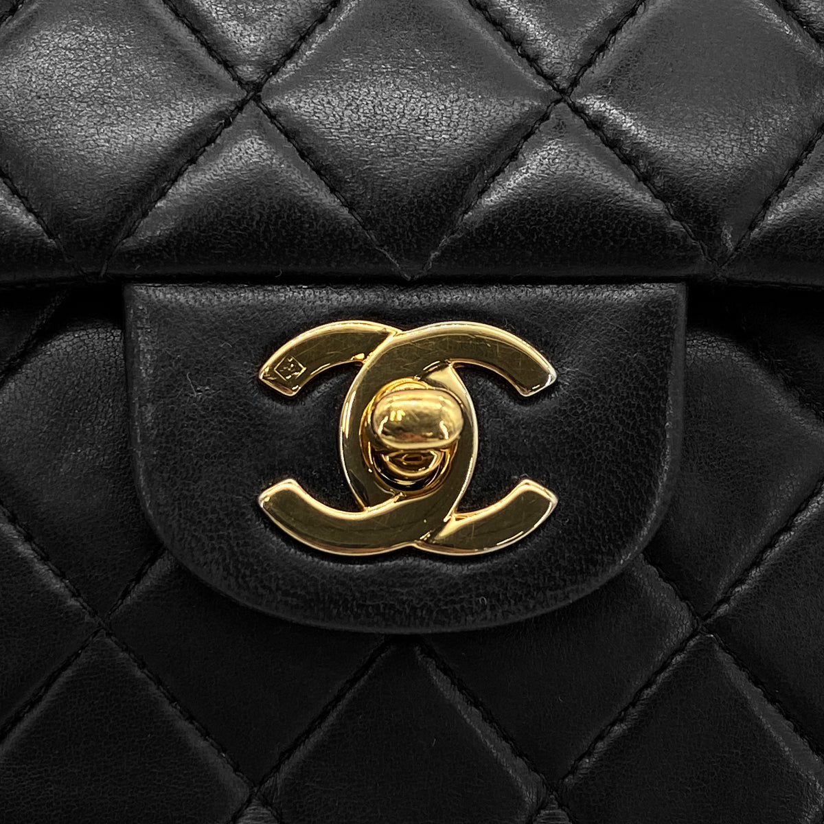 CHANEL VINTAGE CLASSIC FLAP MEDIUM CHAIN SHOULDER BAG BLACK LAMB SKIN  90268185