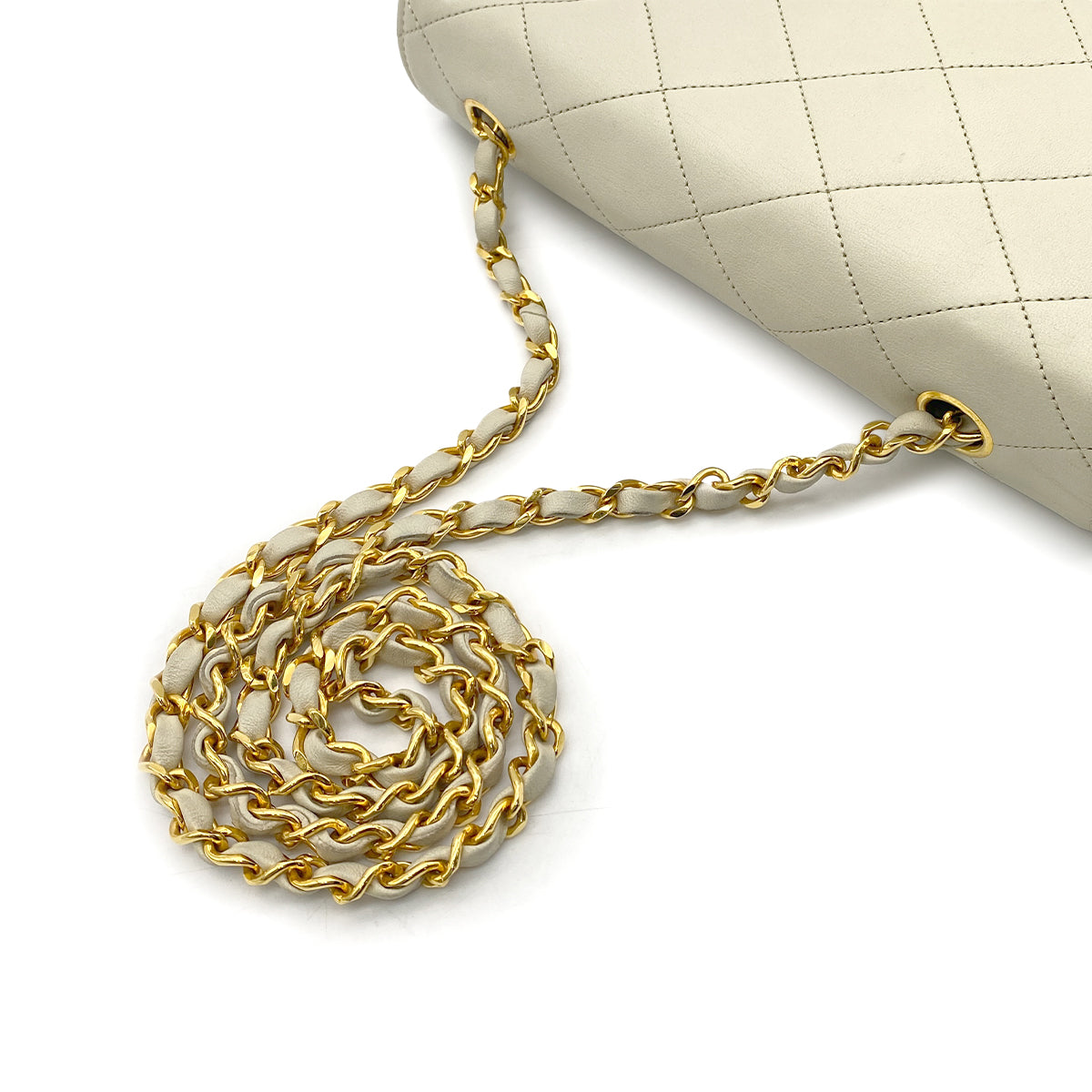 CHANEL VINTAGE MATELASSE CHAIN SHOULDER BAG BEIGE LAMB SKIN 90268188