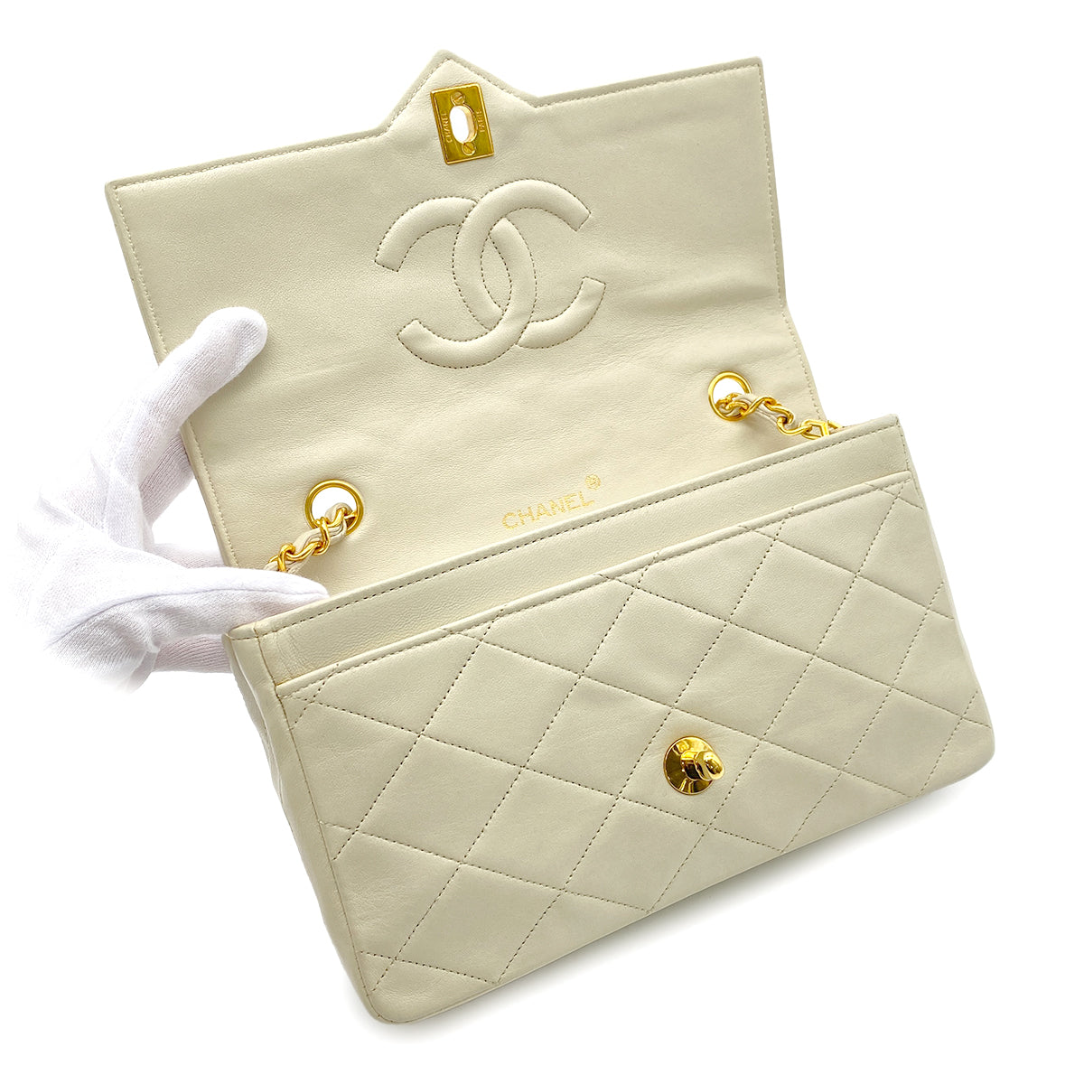 CHANEL VINTAGE MATELASSE CHAIN SHOULDER BAG BEIGE LAMB SKIN 90268188