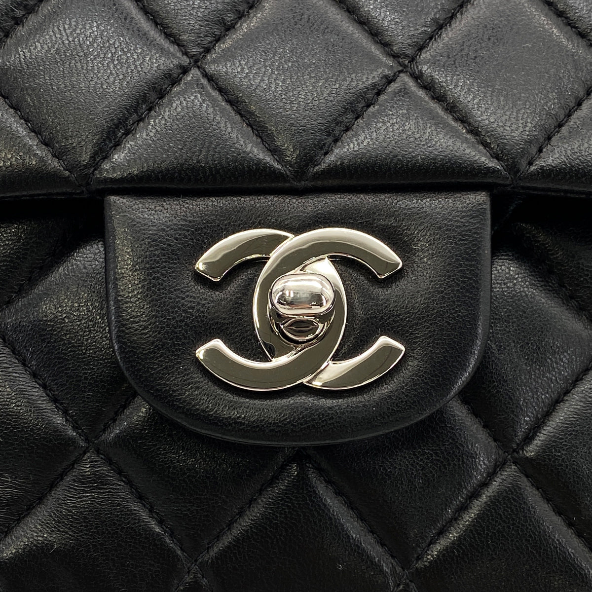 CHANEL VINTAGE CLASSIC FLAP MEDIUM CHAIN SHOULDER BAG BLACK LAMB SKIN 90268898