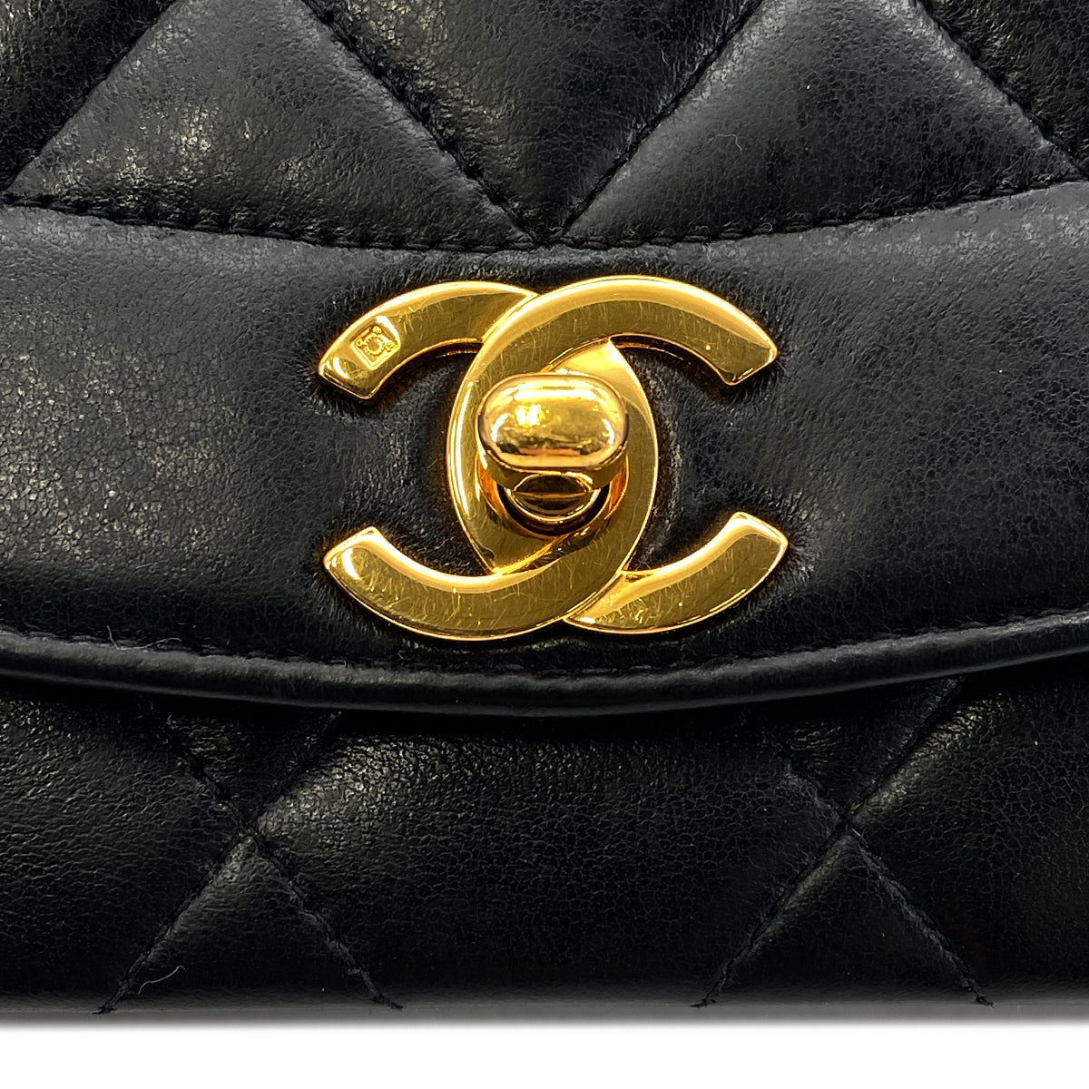 CHANEL VINTAGE DIANA SMALL CHAIN SHOULDER BAG BLACK LAMB SKIN 90268899