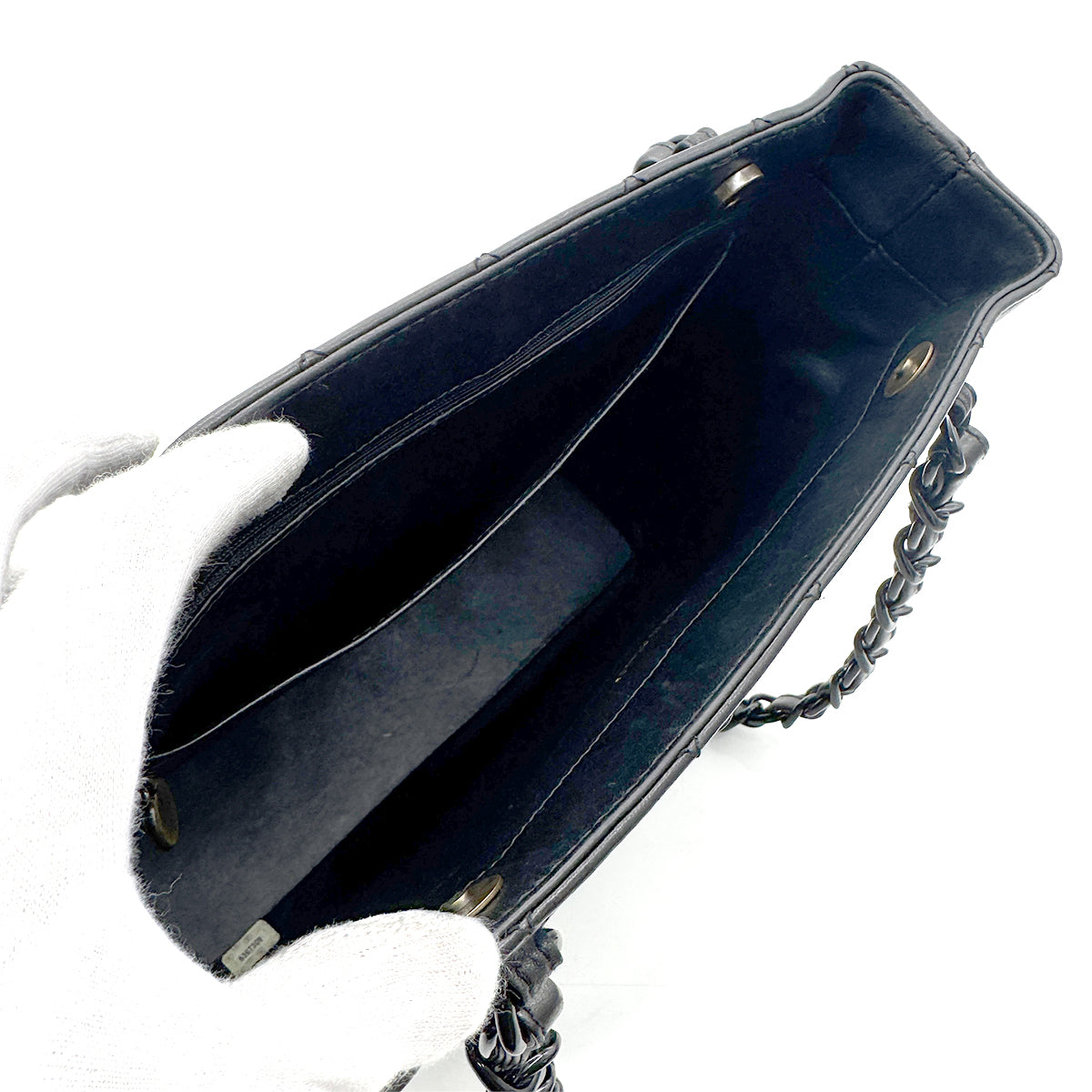 CHANEL VINTAGE PLASTIC CHAIN SHOULDER BAG BLACK 90268909