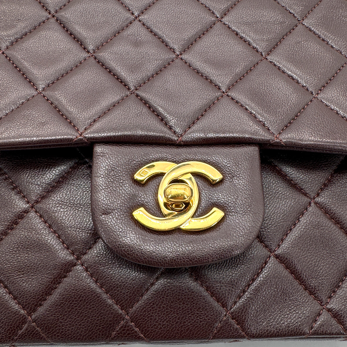 CHANEL VINTAGE CLASSIC FLAP MEDIUM CHAIN SHOULDER BAG BROWN LAMB SKIN 90269070