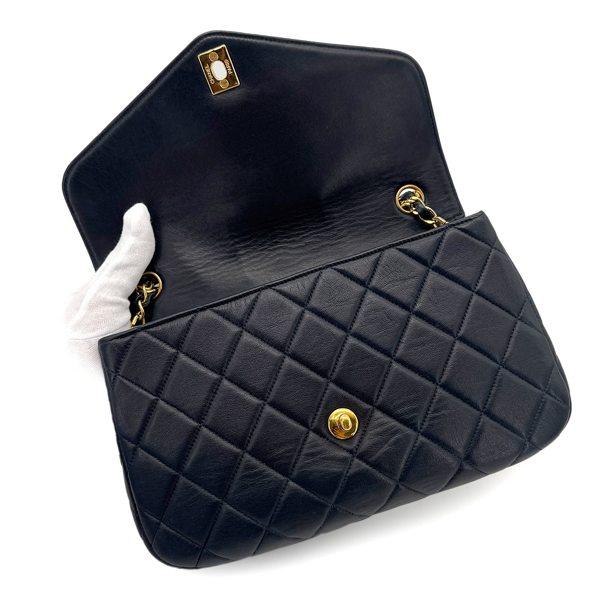 CHANEL VINTAGE MATELASSE CHAIN SHOULDER BAG NAVY LAMB SKIN 90269101