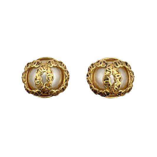 CHANEL VINTAGE EARRINGS COCOMARK ROUND ACCESSORY 94P 90269230