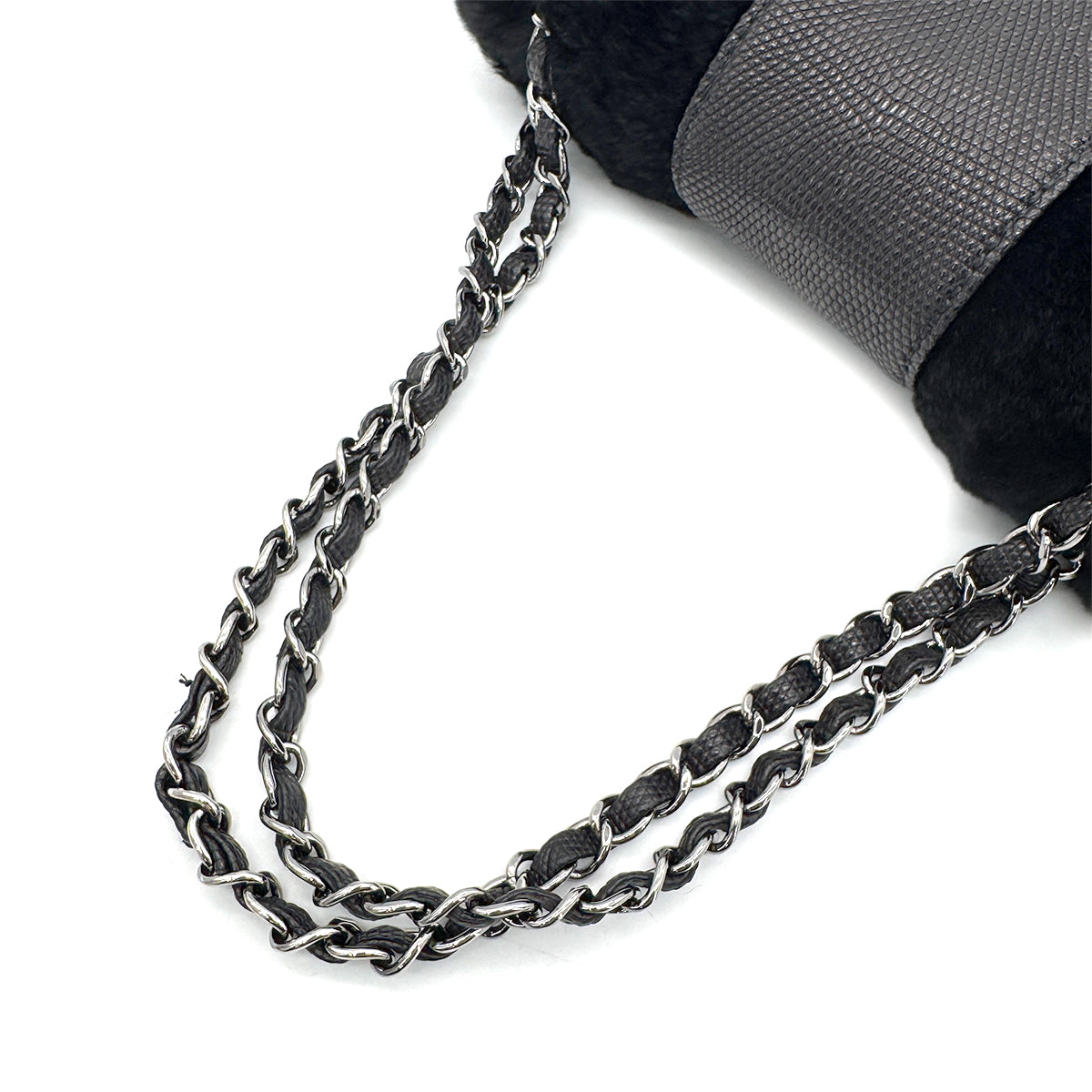 CHANEL VINTAGE CHAIN SHOULDER BAG BLACK TWEED FUR 90269238