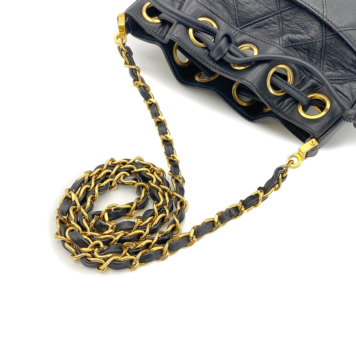 CHANEL VINTAGE BICOLORE DRAWSTRING CHAIN SHOULDER BAG BLACK LAMB SKIN 90269268