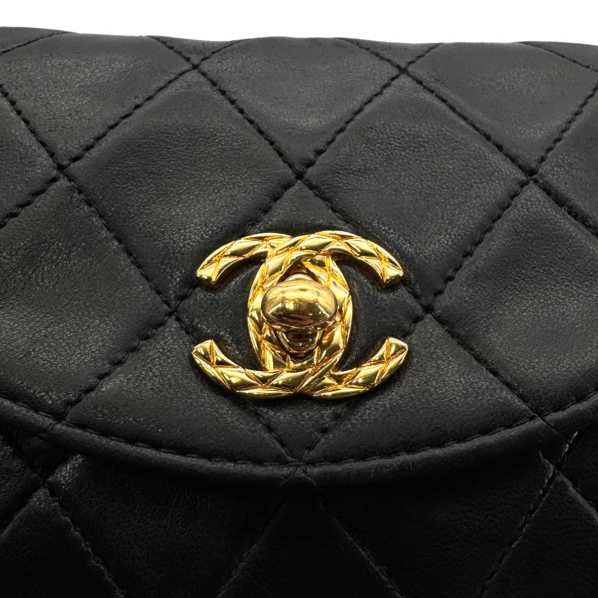 CHANEL VINTAGE MATELASSE MINI CHAIN SHOULDER BAG BLACK LAMB SKIN 90269602