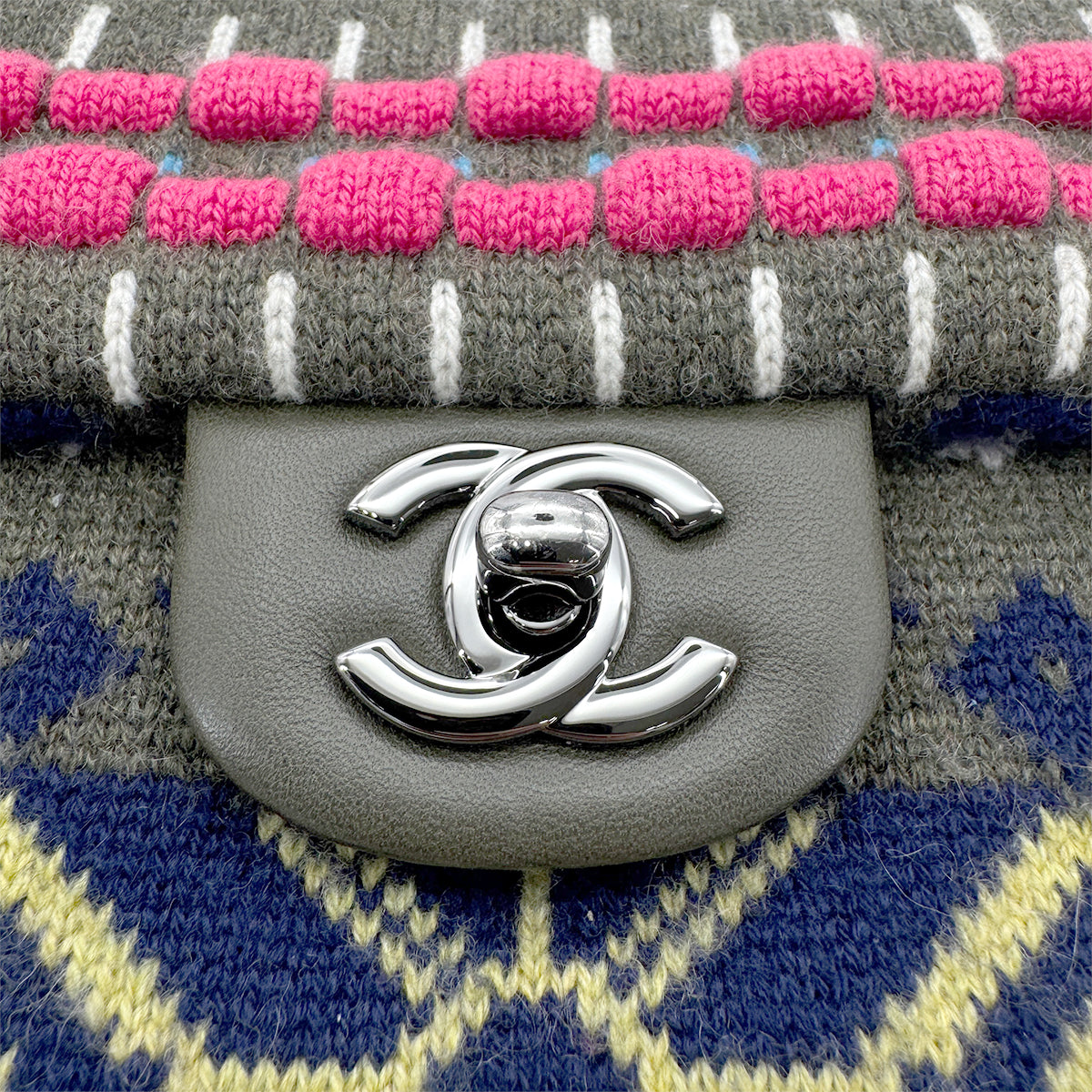 CHANEL CHAIN SHOULDER BAG MULTICOLOR KNIT 90269623
