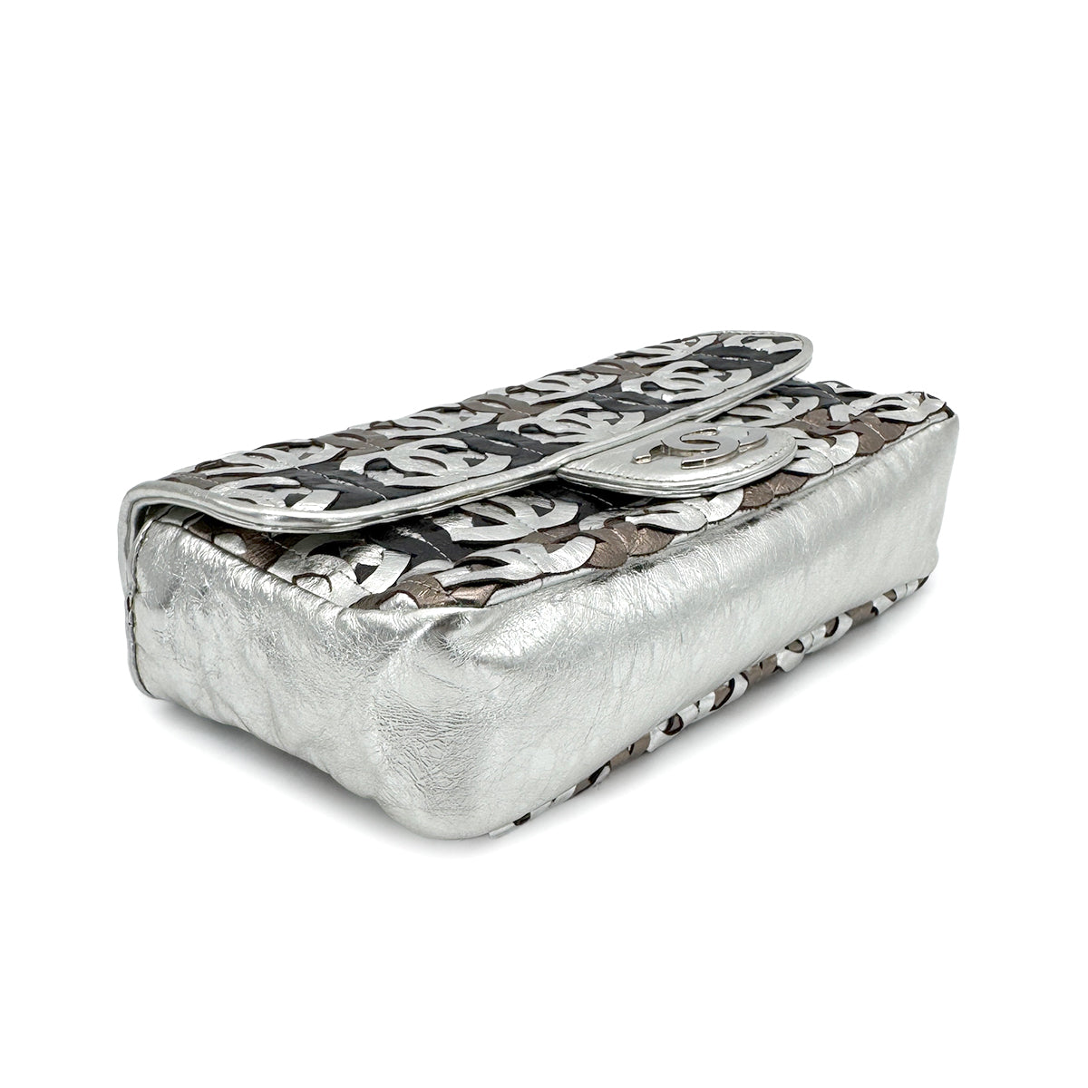 CHANEL VINTAGE CC PATCHWORK CHAIN SHOULDER BAG METALICSILVER LEATHER 90269625