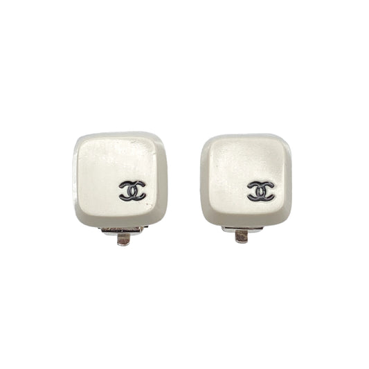 CHANEL VINTAGE EARRINGS COCOMARK WHITE OOT 90269631