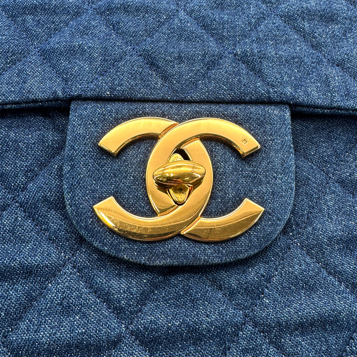 CHANEL VINTAGE MAXI MATELASSE 34 CHAIN SHOULDER BAG BLUE DENIM 90269924