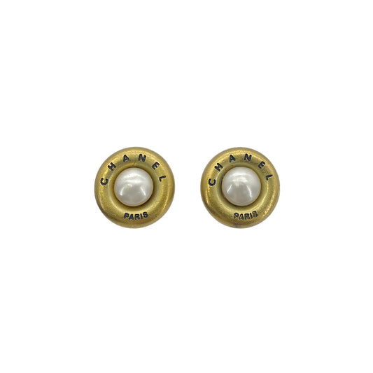 CHANEL VINTAGE EARRINGS LOGO FAUX PEARL ACCESSORY 94P 90270319