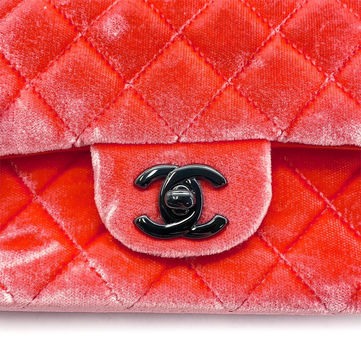 CHANEL MINI MATELASSE CHAIN SHOULDER BAG RED VELOR 90270802