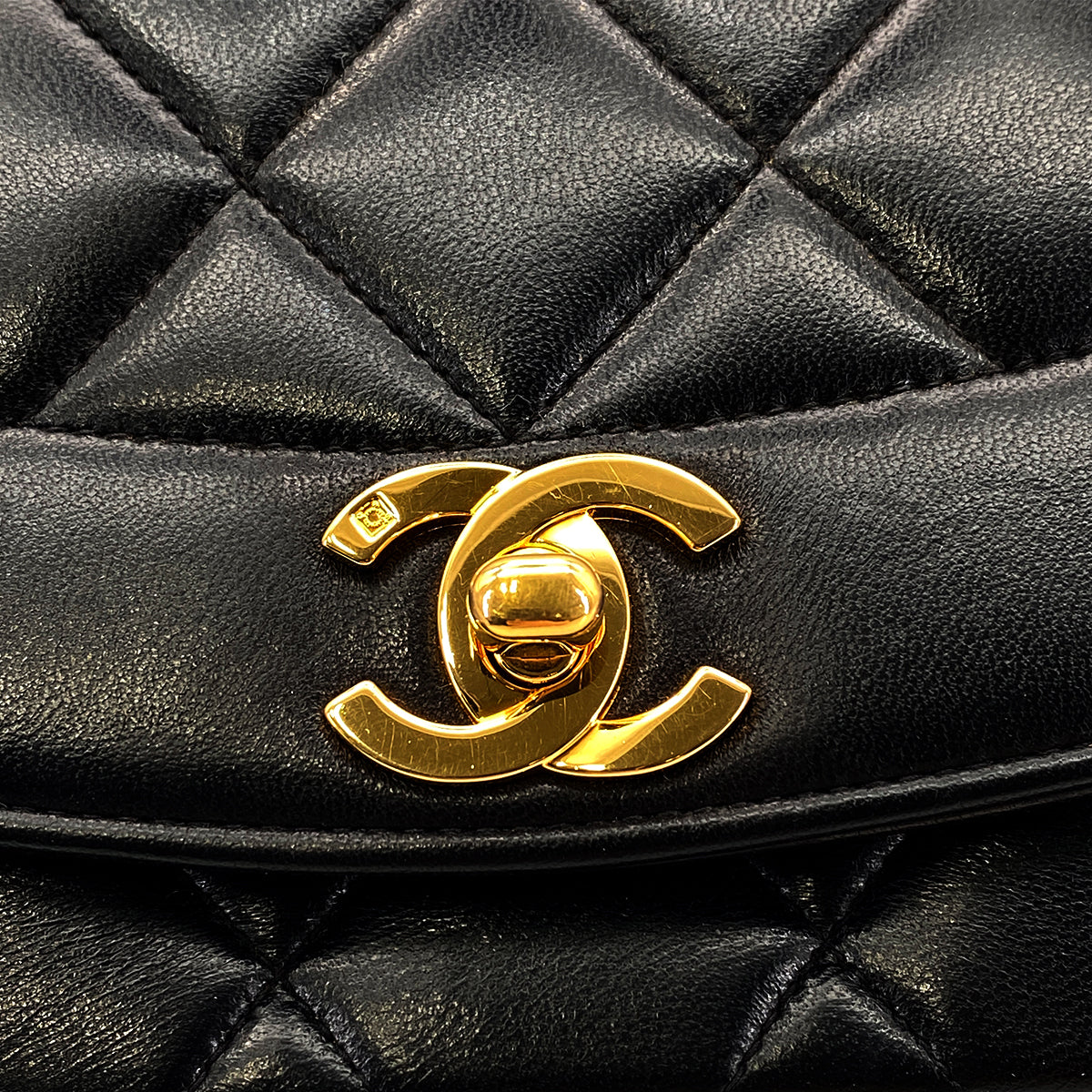 CHANEL VINTAGE DIANA SMALL CHAIN SHOULDER BAG BLACK LAMB SKIN 90270845