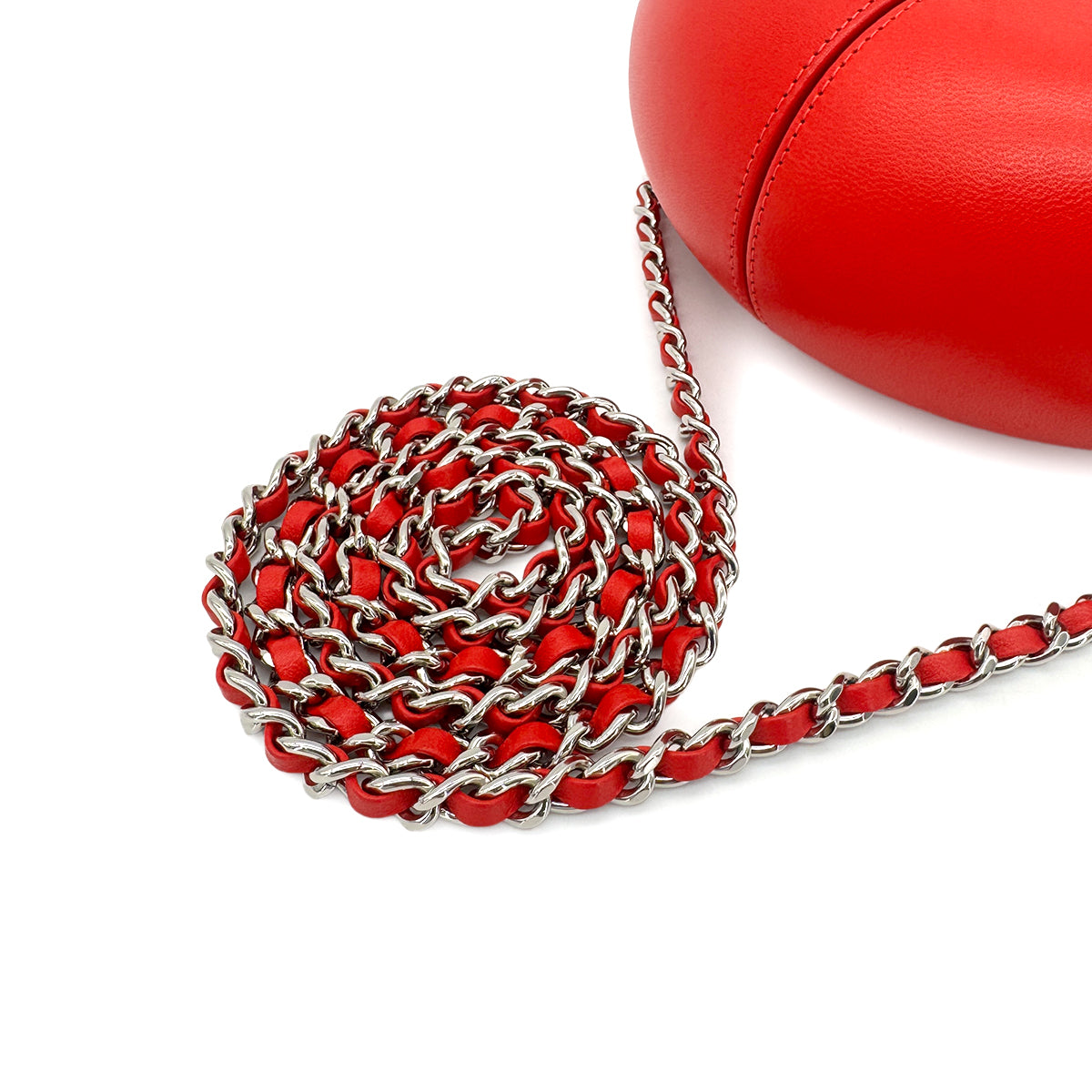 CHANEL ROUND CHAIN SHOULDER BAG RED LEATHER 90271723