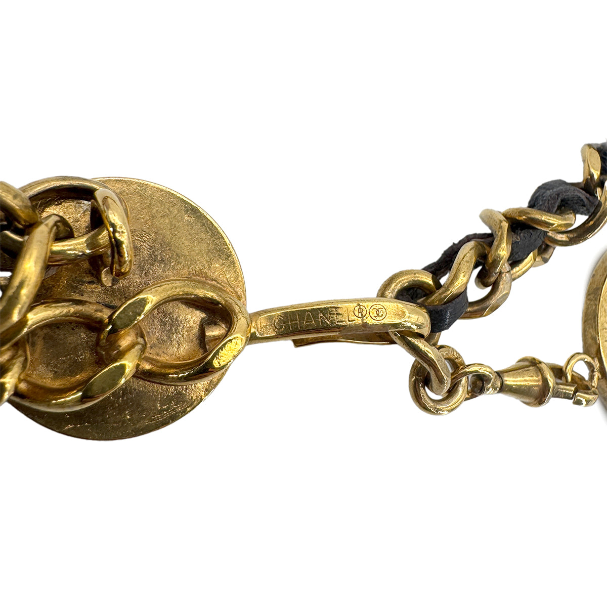 CHANEL VINTAGE CHAIN BELT LEATHER COCOMARK MEDAL ACCESSORY 90271875