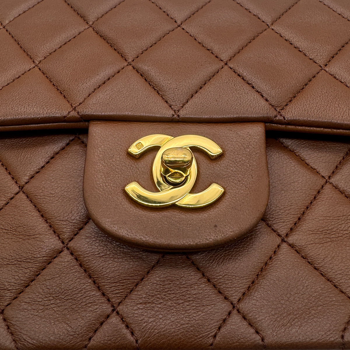 CHANEL VINTAGE CLASSIC FLAP MEDIAM CHAIN SHOULDER BAG BROWN LAMB SKIN 90271937