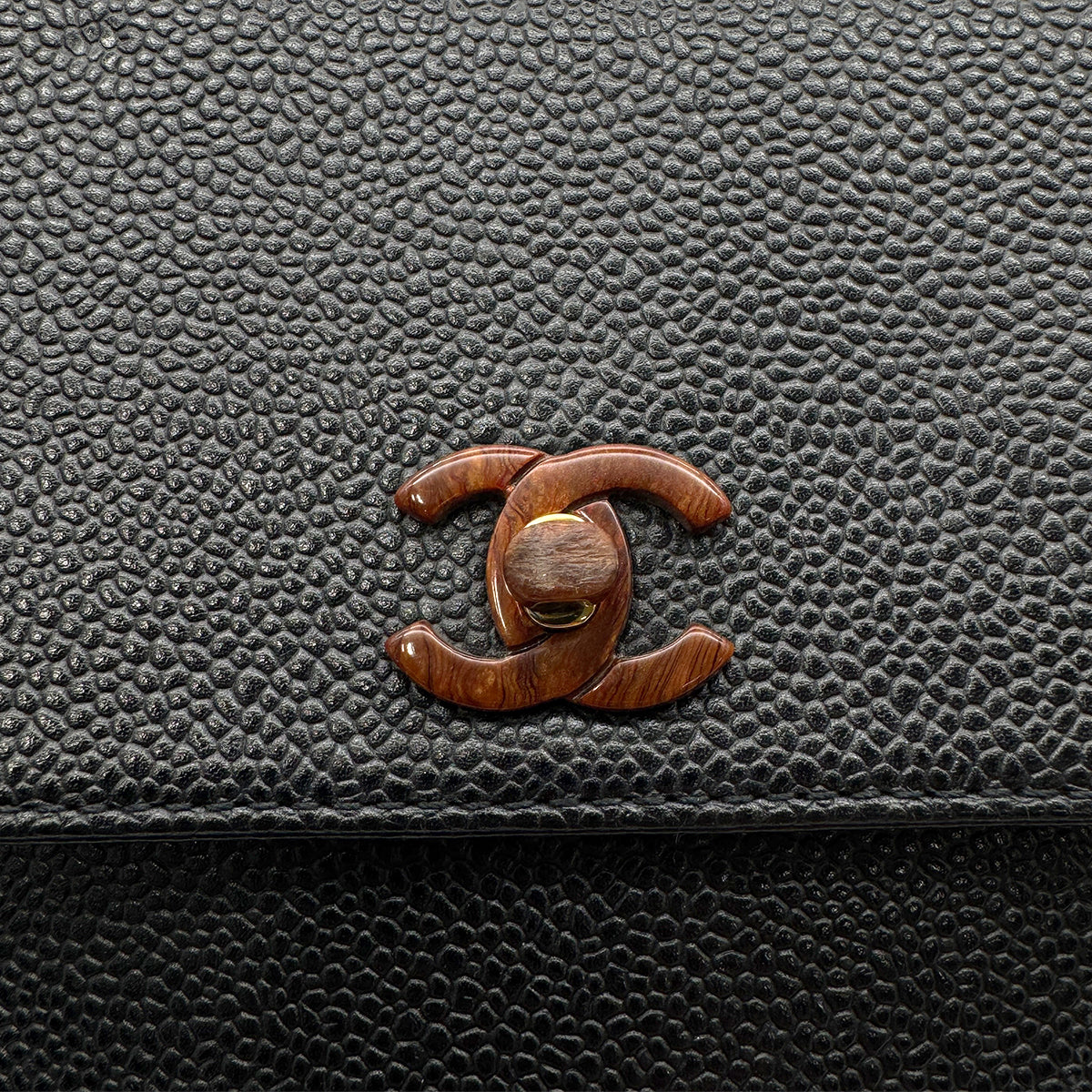 CHANEL VINTAGE WOOD HANDLE HAND BAG BLACK CAVIAR SKIN 90272045