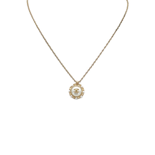 CHANEL NECKLACE COCOMARK FAUX PEARL ACCESSORY A18S 90272317