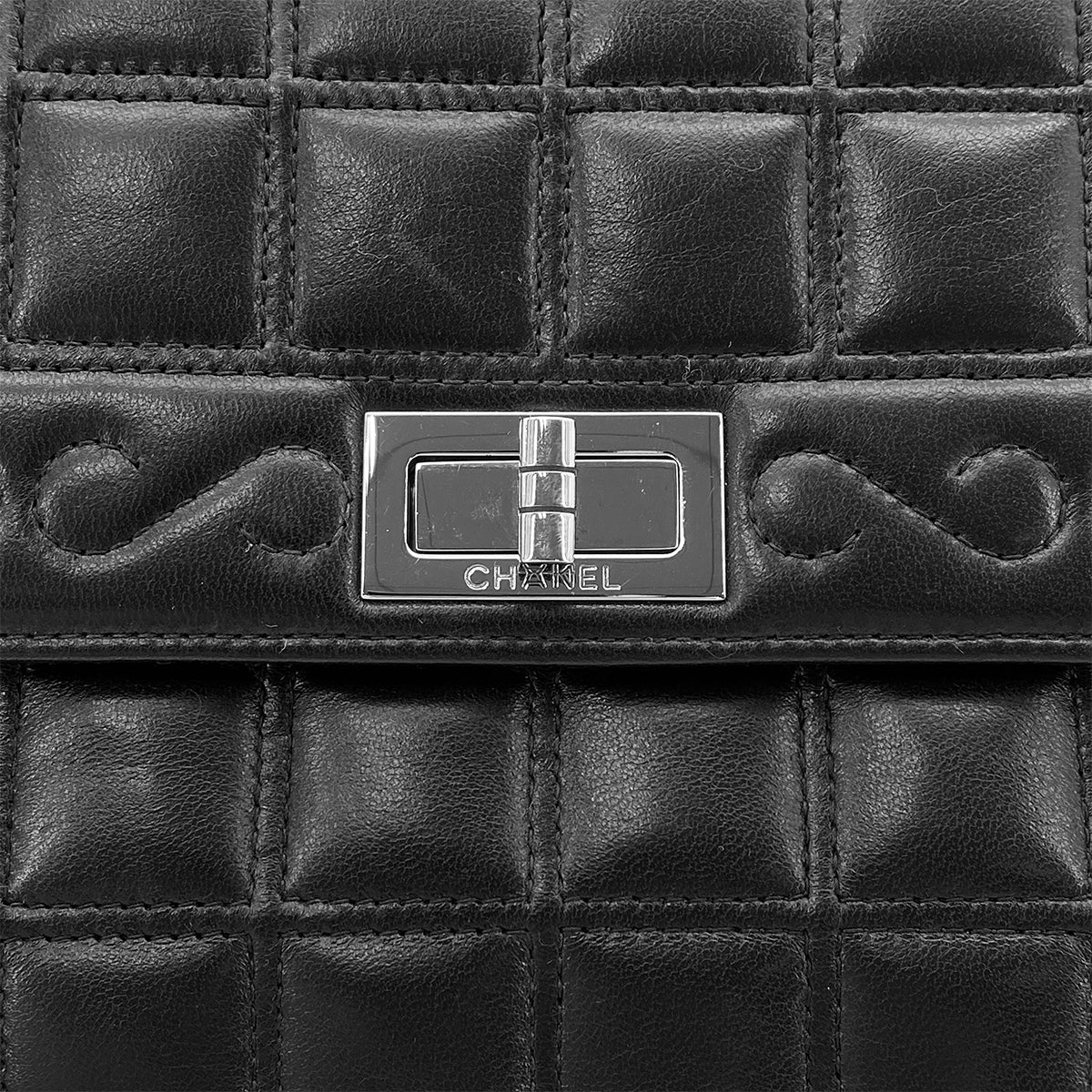 CHANEL VINTAGE 2.55 CHOCOLATE BAR RHINESTONE CHAIN SHOULDER BAG BLACK LAMB SKIN 90272503