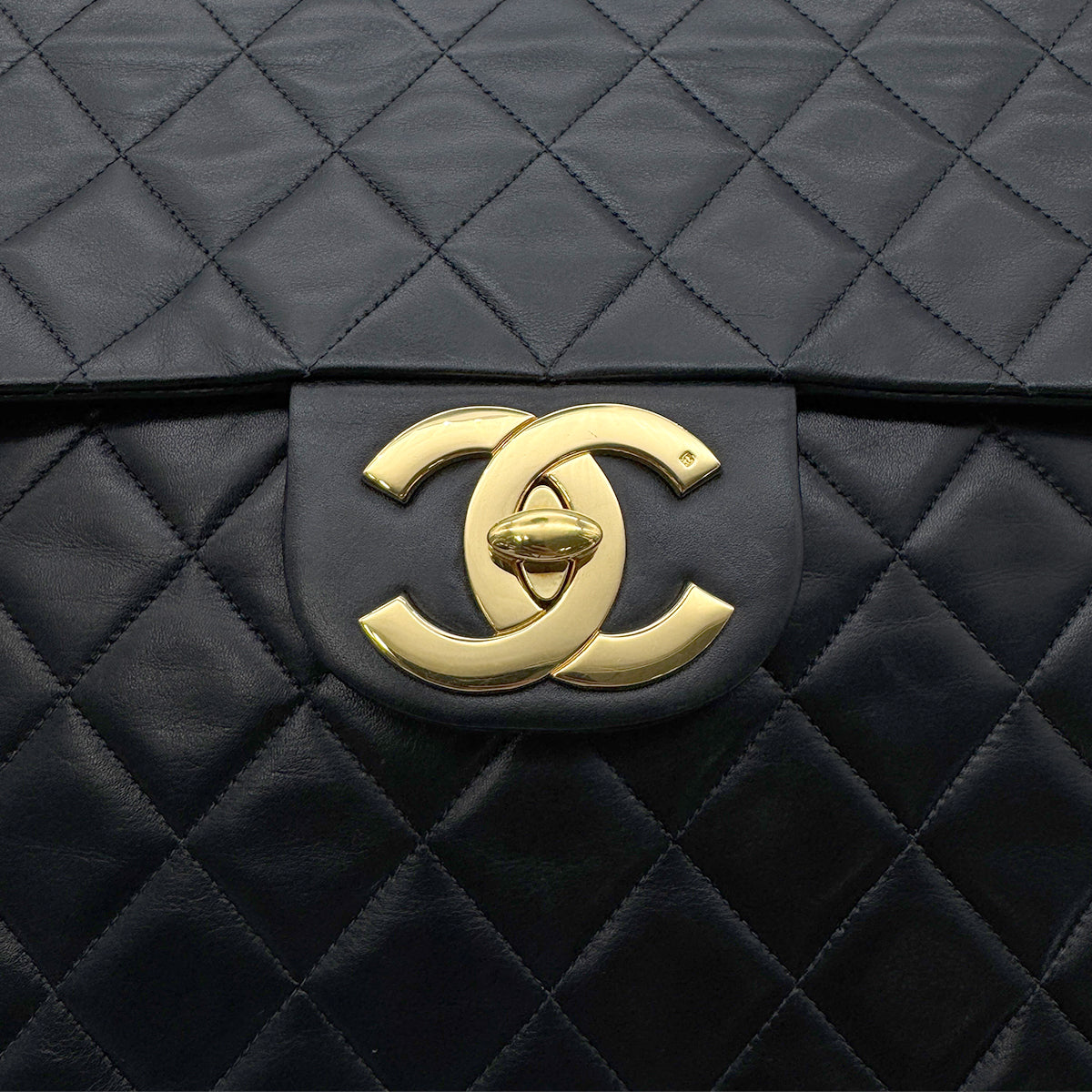 CHANEL VINTAGE MAXI MATELASSE 34 CHAIN SHOULDER BAG BLACK LAMB SKIN 90272548