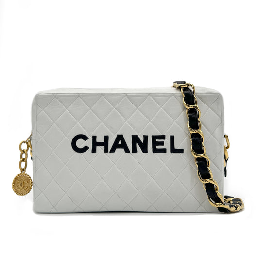 CHANEL VINTAGE MATELASSE LOGO BI-COLOR BLACK WHITE LAMB SKIN 90272812