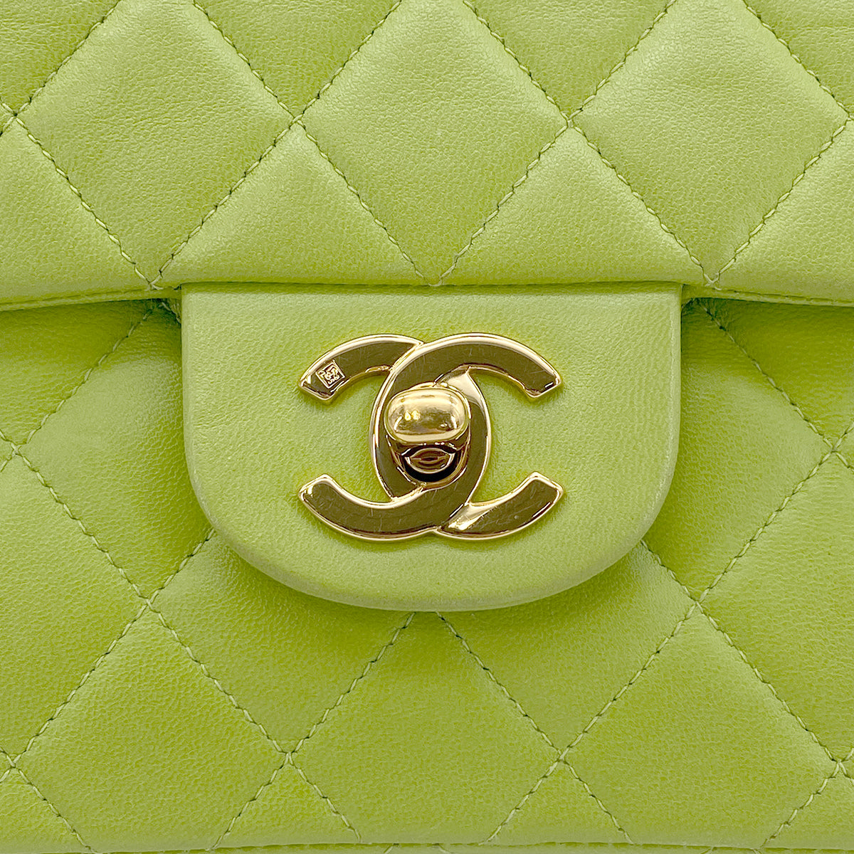 CHANEL VINTAGE CLASSIC FLAP SMALL CHAIN SHOULDER BAG GREEN LAMB SKIN 90272997