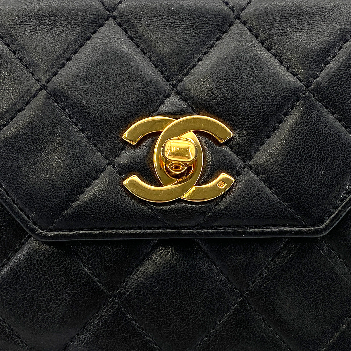 CHANEL VINTAGE MATELASSE CHAIN SHOULDER BAG BLACK LAMB SKIN 90273060