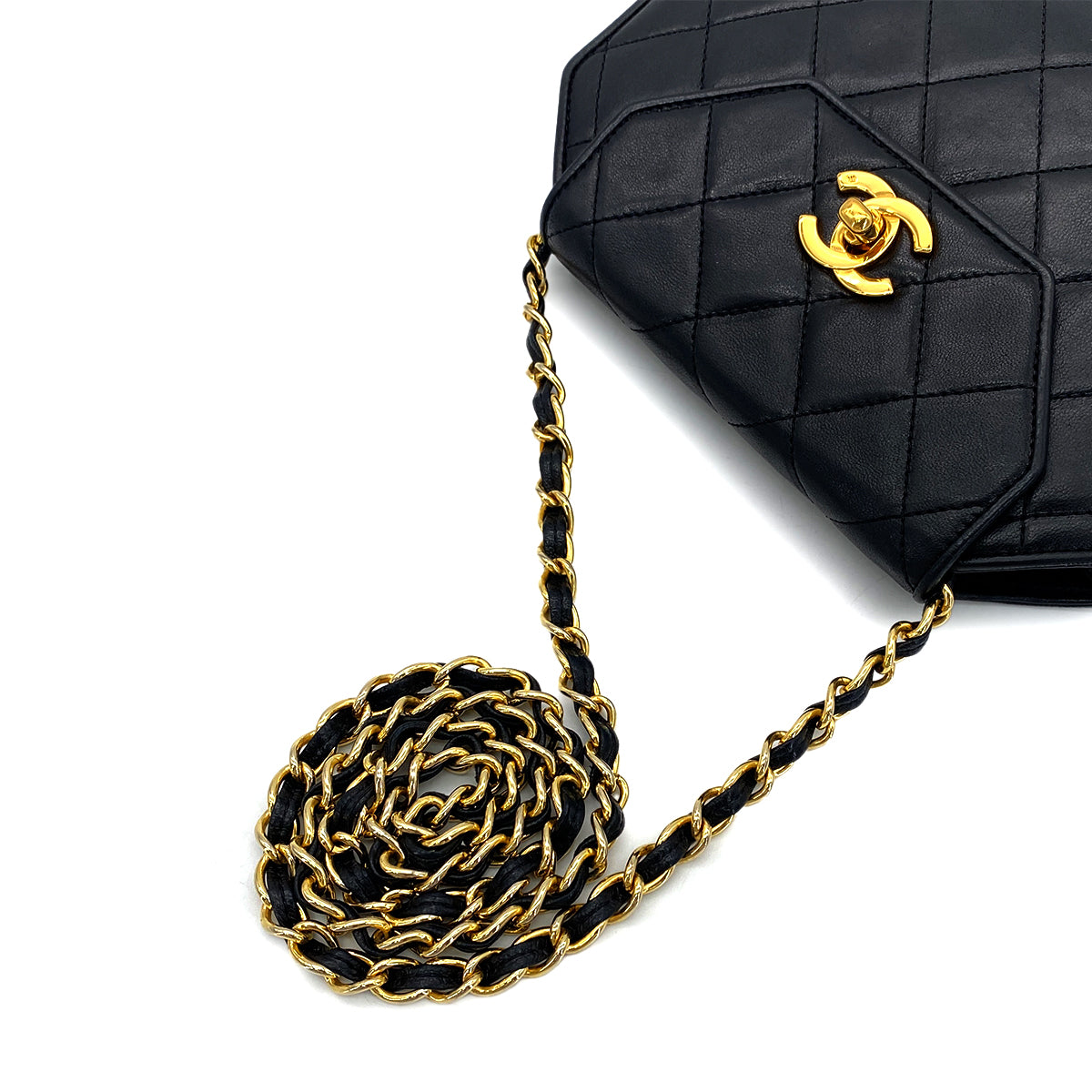 CHANEL VINTAGE MATELASSE CHAIN SHOULDER BAG BLACK LAMB SKIN 90273060