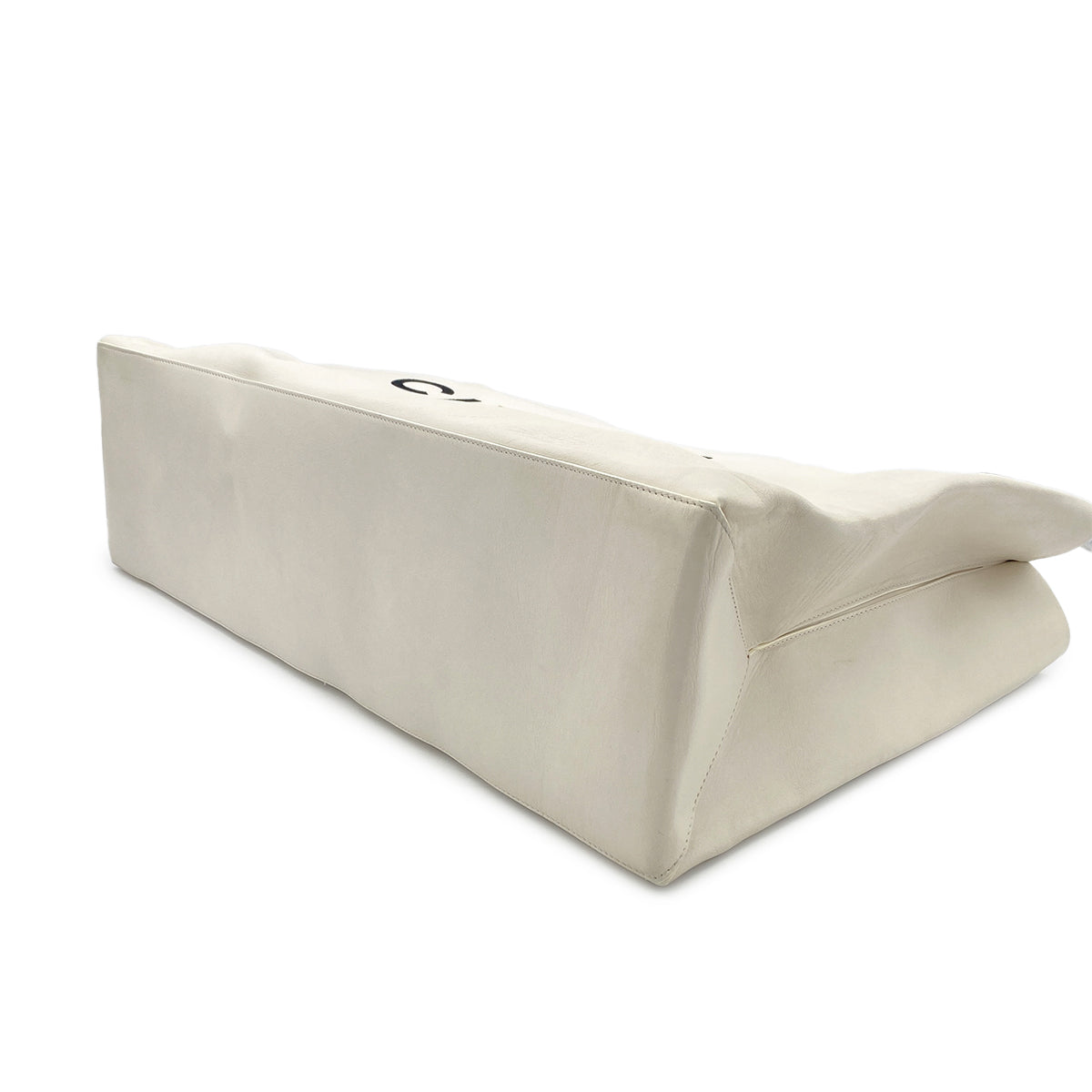 CHANEL VINTAGE ESSENTIAL TOTE BAG WHITE CALF LEATHER 90273064