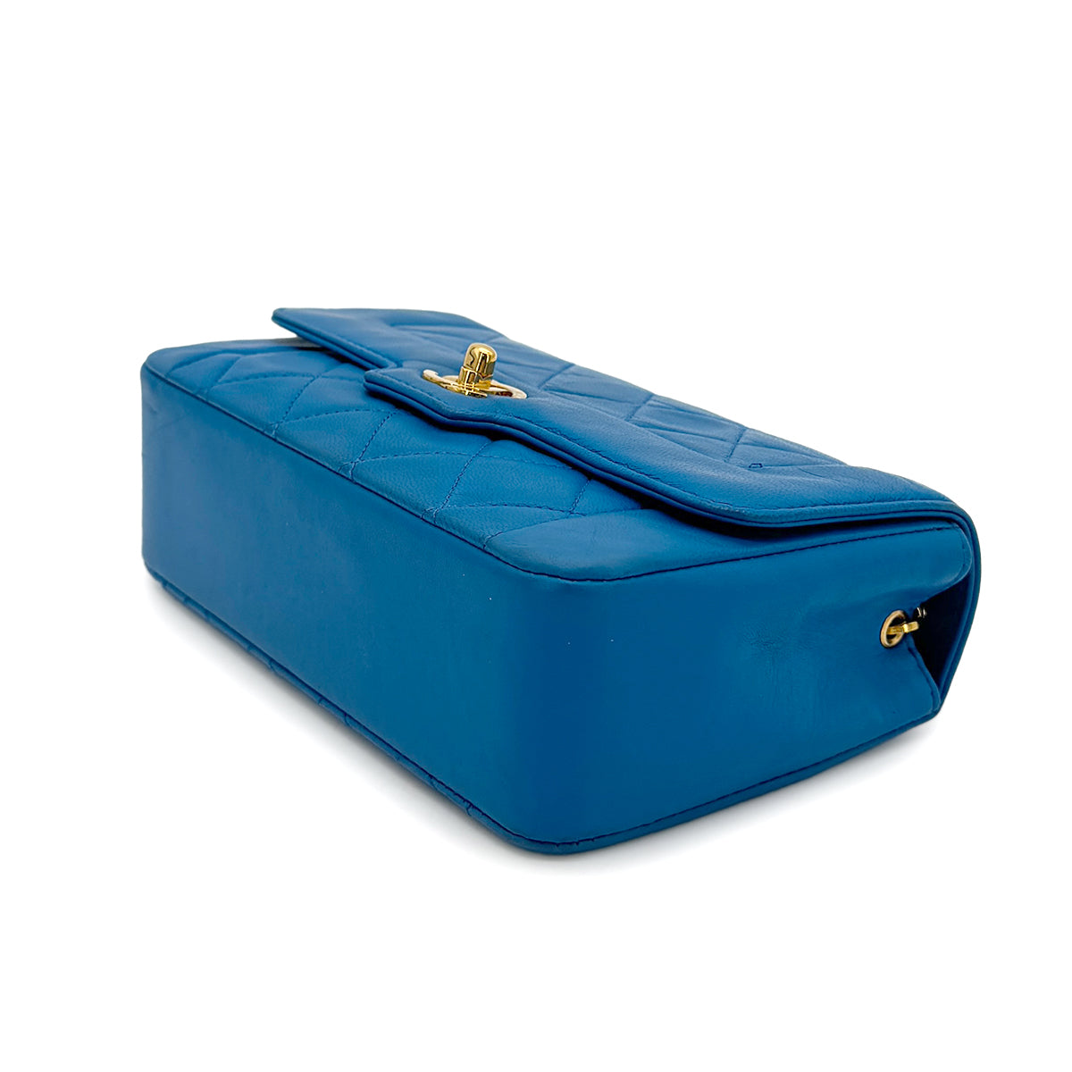 CHANEL VINTAGE MATELASSE BIJOU CHAIN SHOULDER BAG BLUE LAMB SKIN 90273068