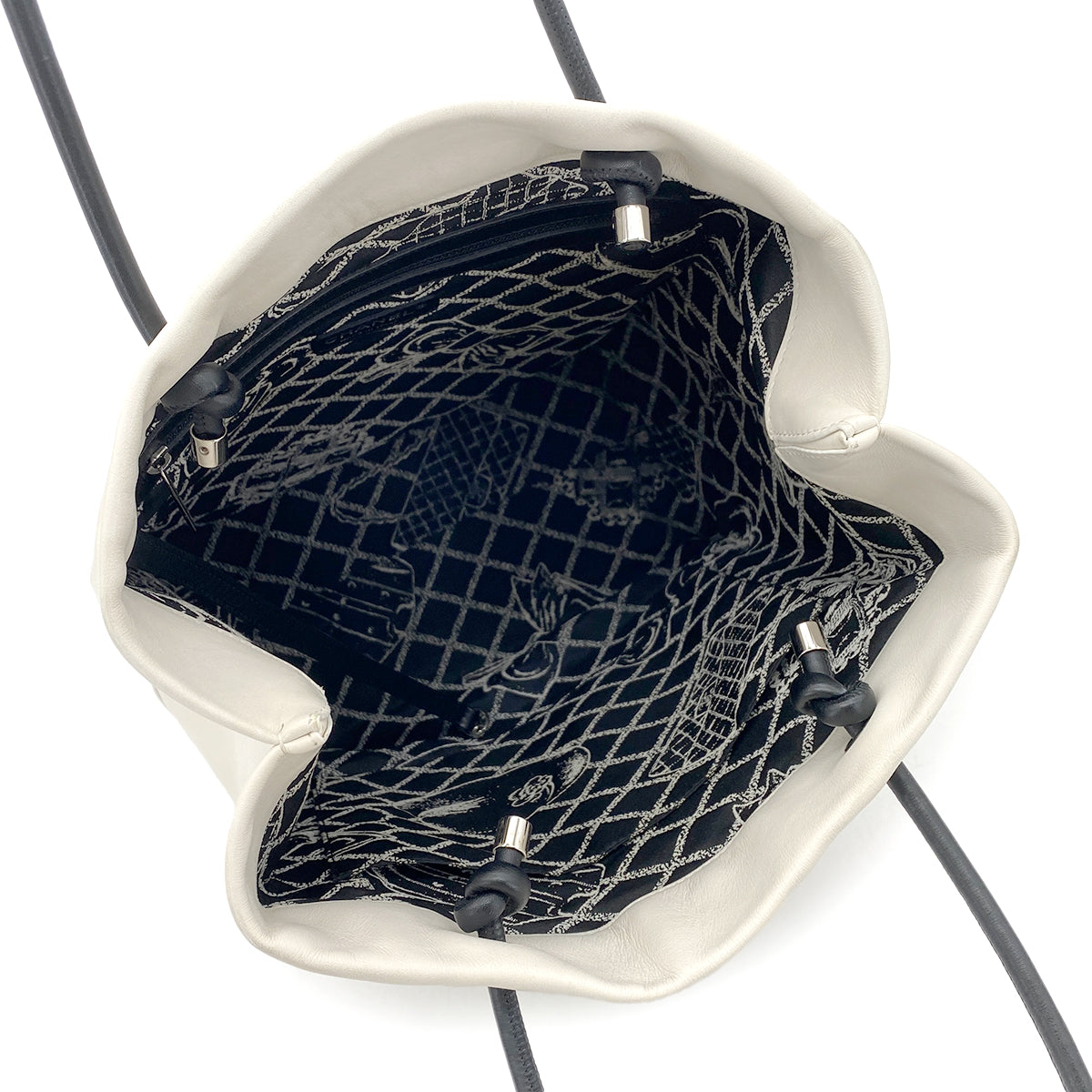 CHANEL VINTAGE ESSENTIAL TOTE BAG WHITE CALF LEATHER 90273073