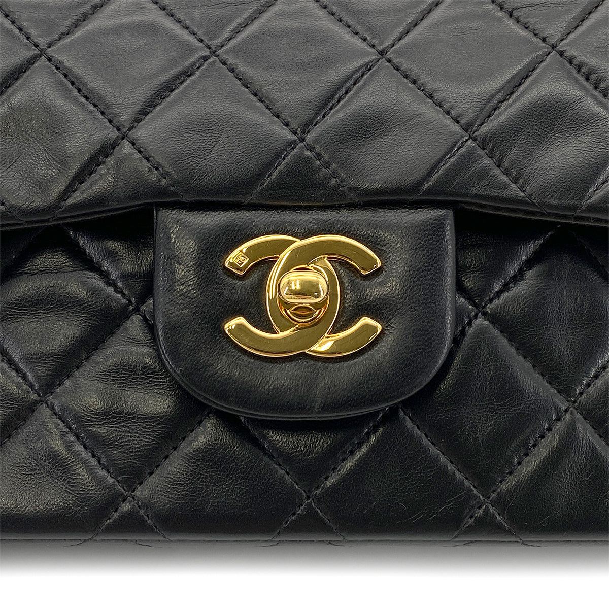 CHANEL VINTAGE CLASSIC FLAP SMALL CHAIN SHOULDER BAG BLACK LAMB SKIN 90273082