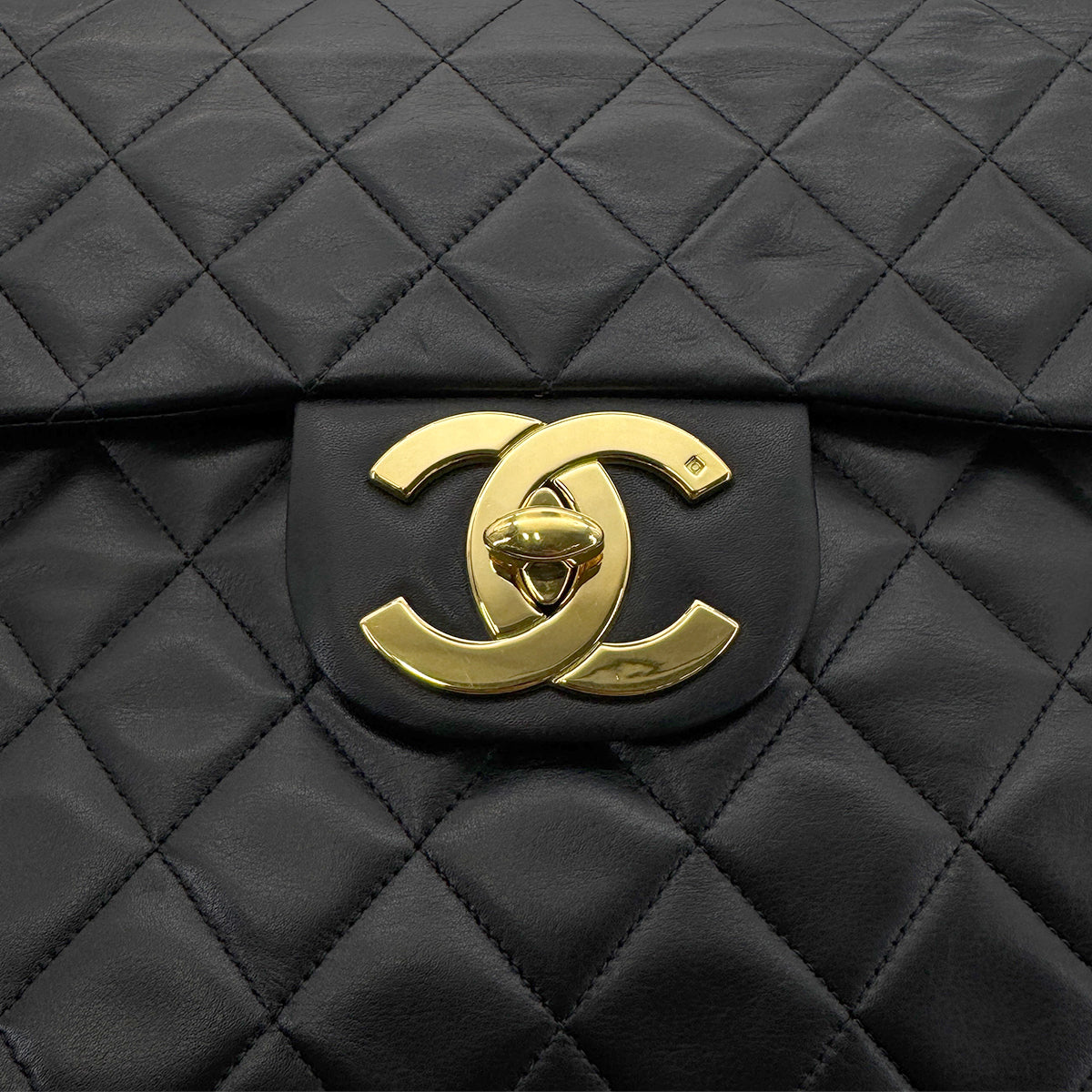 CHANEL VINTAGE MAXI MATELASSE 34 CHAIN SHOULDER BAG BLACK LAMB SKIN 90274049
