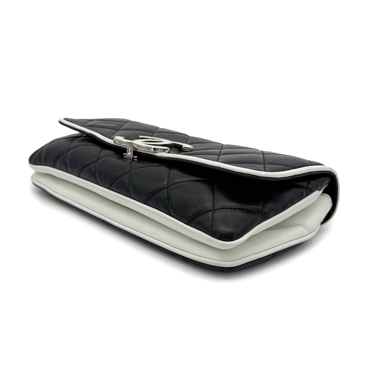 CHANEL VINTAGE BIG COCO CHAIN SHOULDER BAG BLACK WHITE LAMB SKIN 90274419