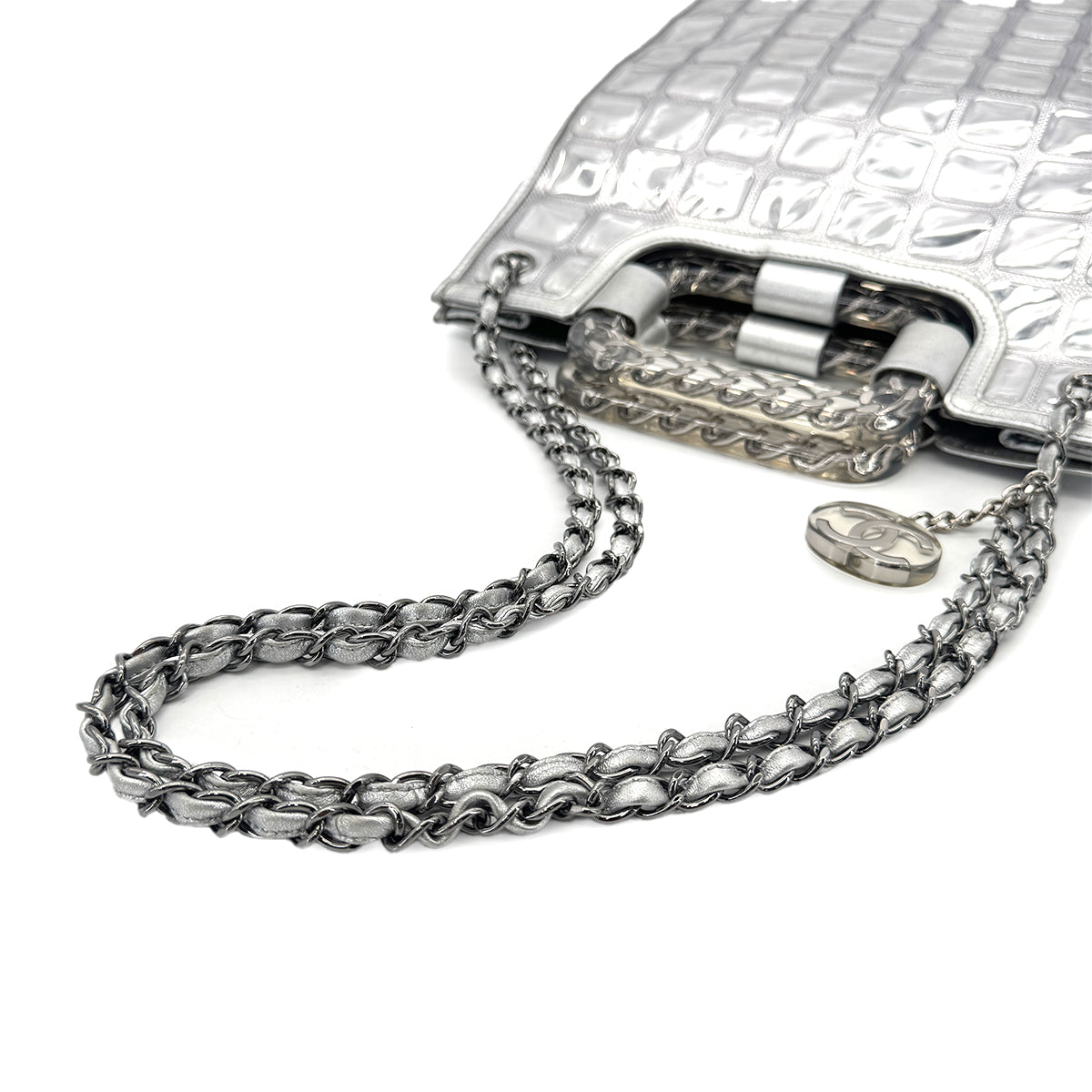 CHANEL VINTAGE ICE CUBE CHAIN HAND SHOULDER BAG SILVER VINYL LEATHER 90274425