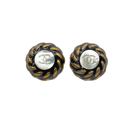 CHANEL VINTAGE EARRINGS COCOMARK ROUND ACCESSORY 97A 90274486