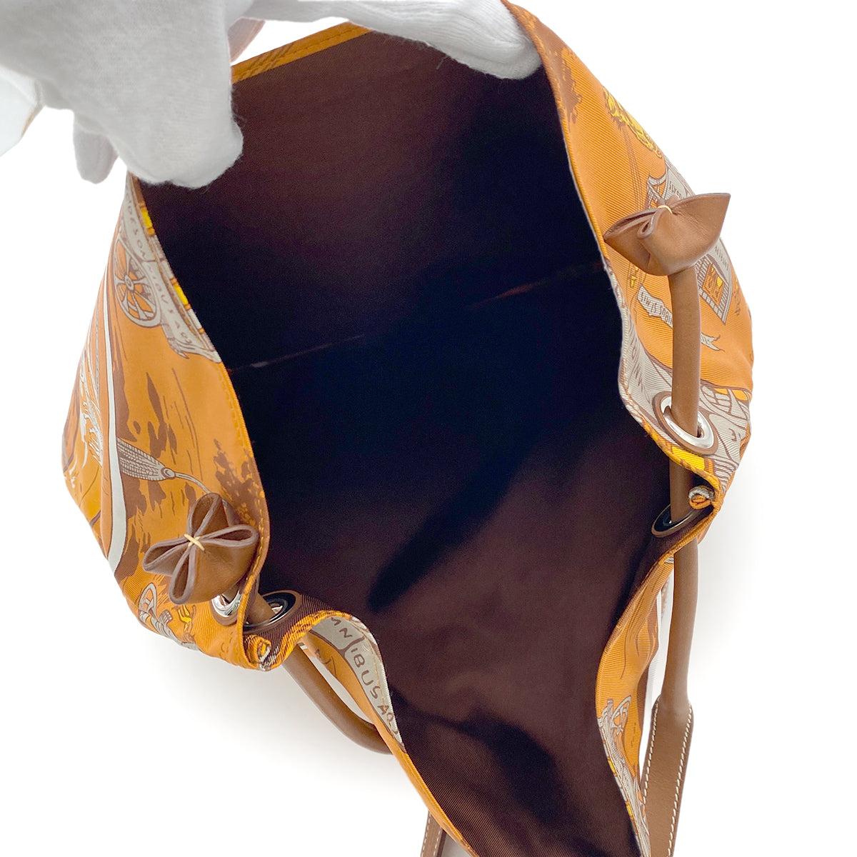 HERMES SILKY CITY MM JEU DES OMNIBUS ET DAMES BLANCHES SHOULDER BAG □L 90275146