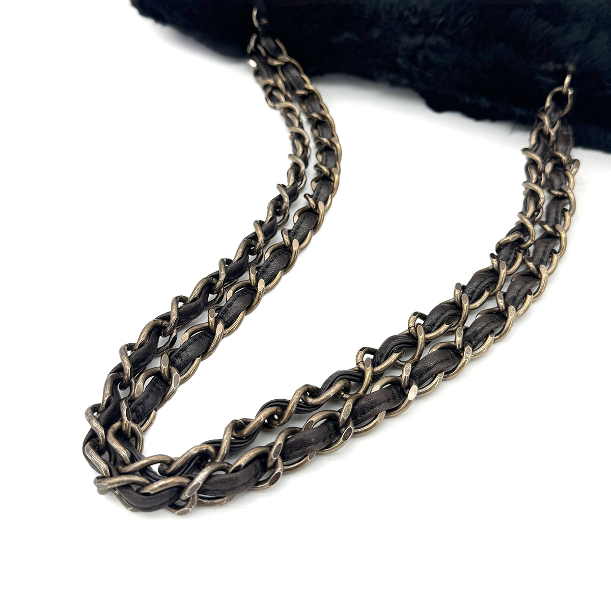 CHANEL VINTAGE CHAIN SHOULDER BAG BLACK LEATHER FUR 90275598