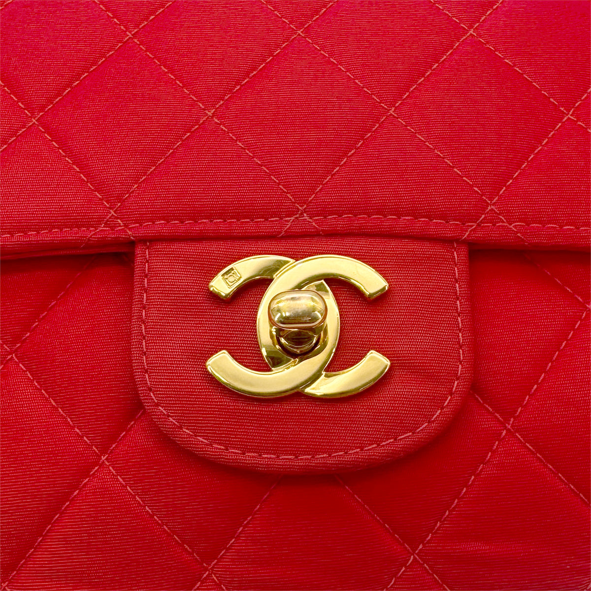 CHANEL VINTAGE MATELASSE CHAIN SHOULDER BAG RED COTTON 90275604