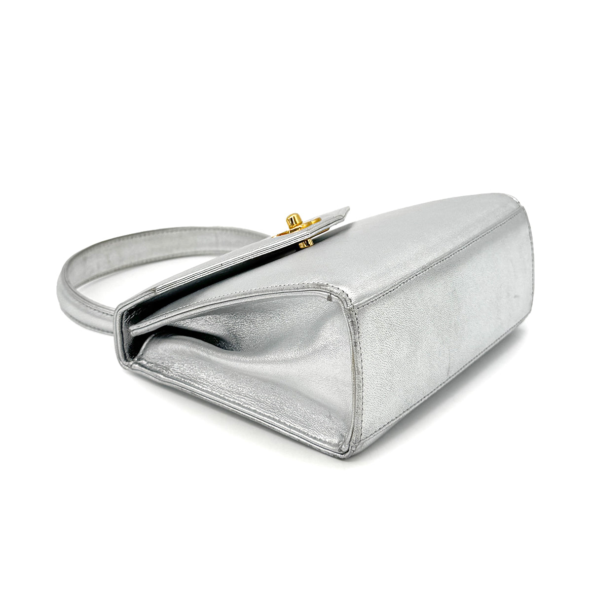 CHANEL VINTAGE HAND BAG SILVER LAMB SKIN 90275605