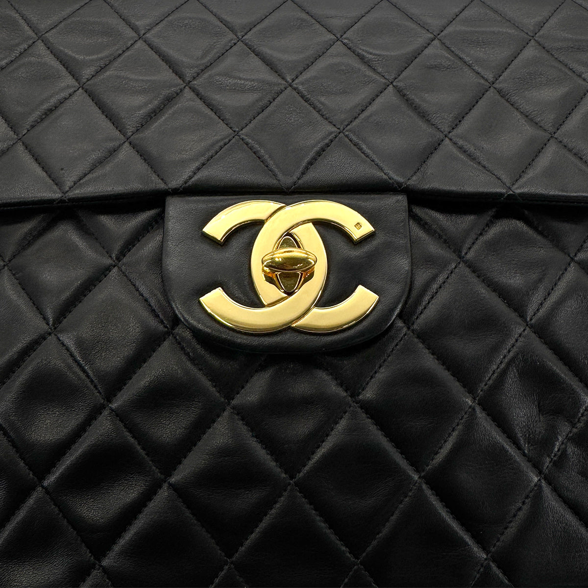 CHANEL VINTAGE MAXI MATELASSE 34 CHAIN SHOULDER BAG BLACK LAMB SKIN 90275784