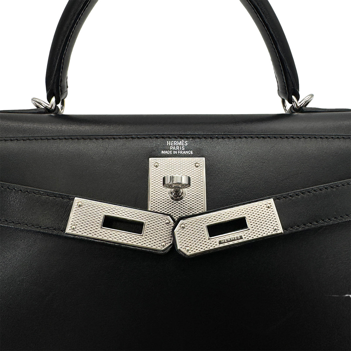 HERMES KELLY 28 SELLIER GUILLOCHE  BLACK BOXCALF HAND SHOULDER BAG  □G 90276766