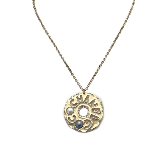 CHANEL NECKLACE LOGO FAUX PEARL RHINESTONE ACCESSORY A19A 90276783